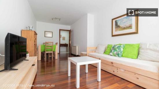 Piso entero de 3 habitaciones en Cangas - PONTEVEDRA