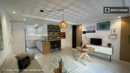 Habitación en piso compartido en Paterna - VALENCIA