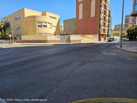 ALQUILER LOCAL COMERCIAL EN CASCO ANTIGUO CARTAGENA - MURCIA