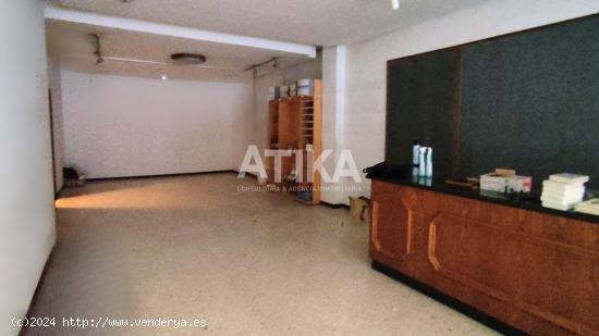 Local comercial en alquiler en avda. Daniel Gil - VALENCIA