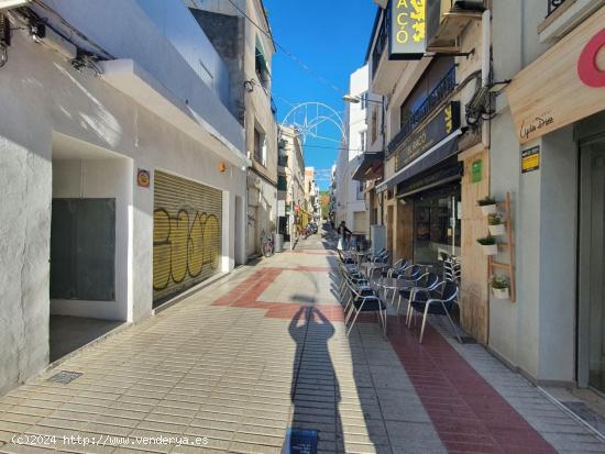 ESTUPENDO LOCAL COMERCIAL EN ALQUILER EN EL CENTRO DE CALELLA. - BARCELONA