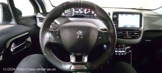 Peugeot 2008   1.2 PureTech 96KW (130CV) S&S GT Line - 