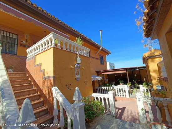 Casa en venta en Vegas del Genil (Granada)