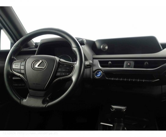 Lexus UX 2.0 250h Business Navigation - Zaragoza