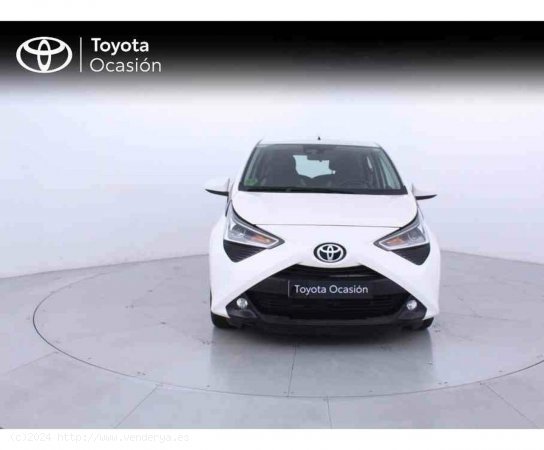 Toyota Aygo 1.0 70 x-play - Zaragoza