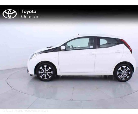 Toyota Aygo 1.0 70 x-play - Zaragoza