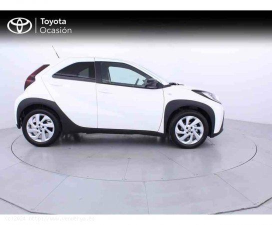 Toyota Aygo X Cross 1.0 VVT-I 72CV Play - Zaragoza