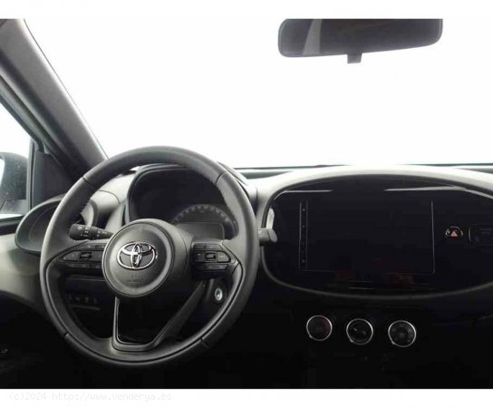 Toyota Aygo X Cross 1.0 VVT-I 72CV Play - Zaragoza