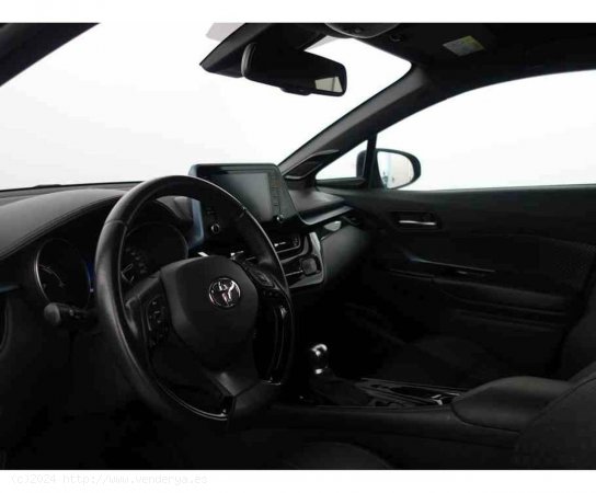 Toyota C-HR 2.0 180H Advance Luxury - Zaragoza