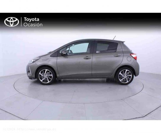 Toyota Yaris 1.5 100H Feel - Zaragoza