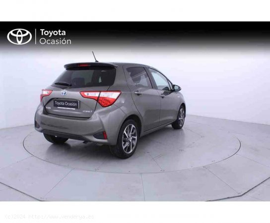 Toyota Yaris 1.5 100H Feel - Zaragoza