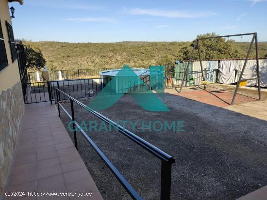 ¡CASA DE CAMPO EN VENTA EN ZONA SIERRA DE SAN PEDRO, ALISEDA! 🌿🏡 - CACERES