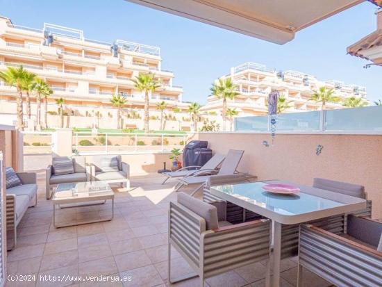 LUJOSO BUNGALOW PLANTA BAJA CON AMPLIA TERRAZA - ALICANTE