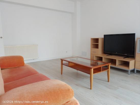 HABITACIÓN PARA ESTUDIANTES POR 250 EUROS - ASTURIAS