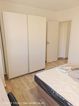 HABITACIÓN GRANDE EN ALQUILER.DE PISO COMPARTIDO! - VALENCIA