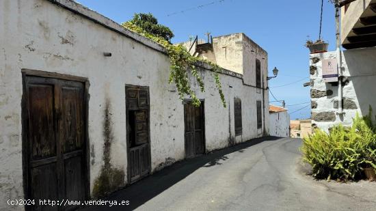 !Encantadora Casa Histórica para reformar en CIGUERGUE, GUIA DE ISORA! - SANTA CRUZ DE TENERIFE