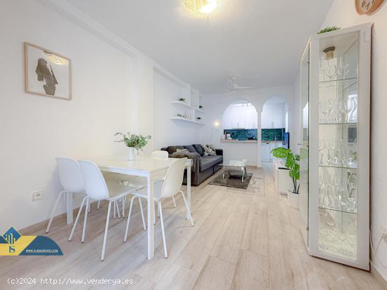 Helsinki! Magnifico apartamento tipo bungalow con increíble diseño y preciosa piscina comunitaria 