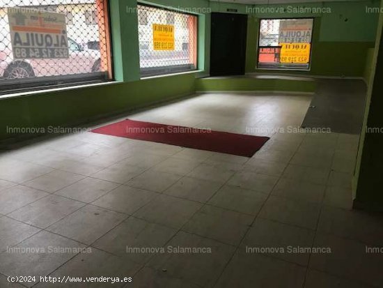 Local (Fernando de Rojas), 250 m2, 2 aseos y trastero. - Salamanca