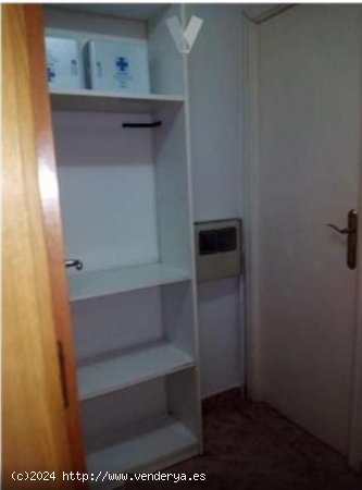 Salamanca ( Alamedilla- Paseo Estación), local 45 m2, 3 estancias. 550€ GRUPO INMONOVA - 