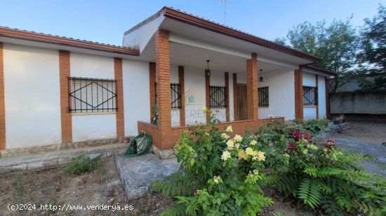 Casa-Chalet en Venta en Villar De Cañas Cuenca