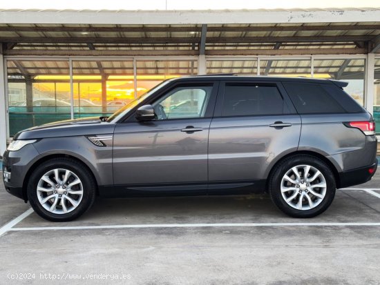 Land-Rover Range Rover Sport 3.0 SDV6 292cv HSE con TECHO PANORÁMICO, CUERO COMPLETO... - El Prat d