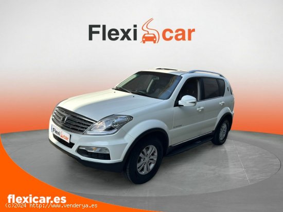 SsangYong Rexton 200 e-Xdi 4x2 Premium - Zaragoza