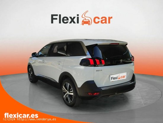 Peugeot 5008 Allure 1.2L PureTech 96kW (130CV) S&S - Sevilla