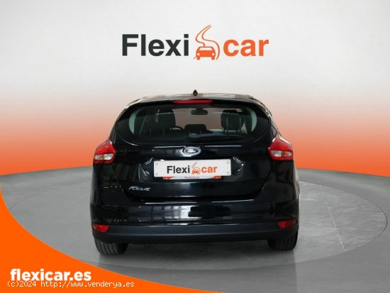 Ford Focus 1.5 TDCi E6 120 Titanium - Paterna