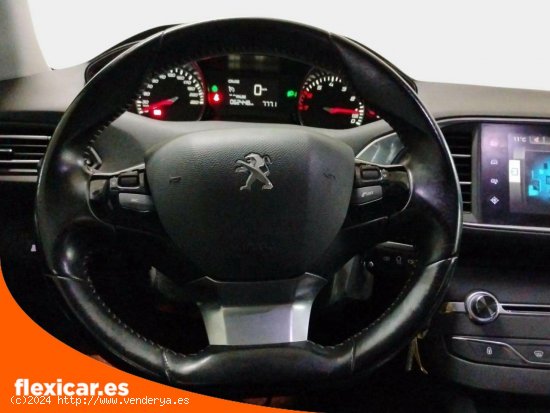 Peugeot 308 5p Active 1.2 PureTech 96KW (130CV) S&S - Madrid