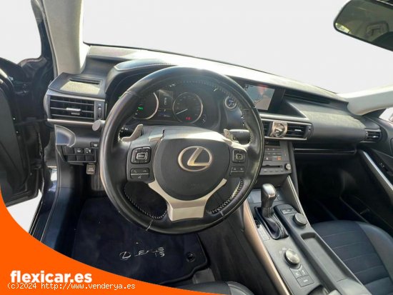 Lexus IS 2.5 300h ECO - Palma