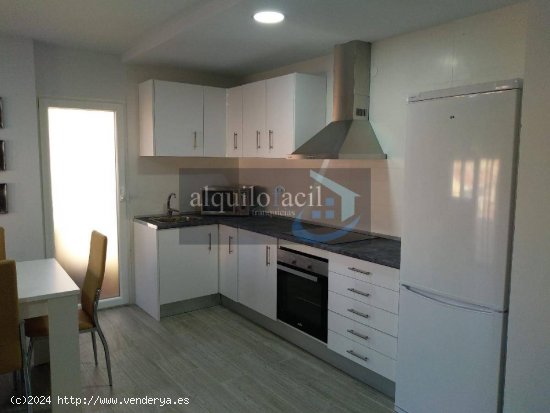 SE ALQUILA PISO / 3 DORMITORIOS/ PEREZ PASTOR/ 750 €