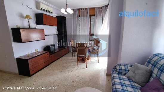 SE ALQUILA PISO EN C/ BAILEN / 3 DORMITORIOS/ 625€