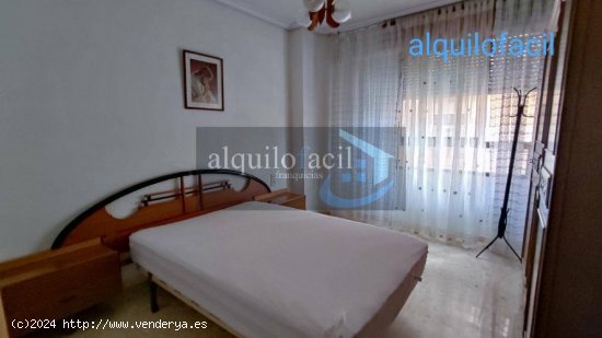 SE ALQUILA PISO EN C/ BAILEN / 3 DORMITORIOS/ 625€