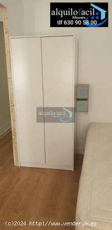 SE ALQUILA PISO /3 DORMITORIOS/ 2 BAÑOS/ HOSPITAL/600 €