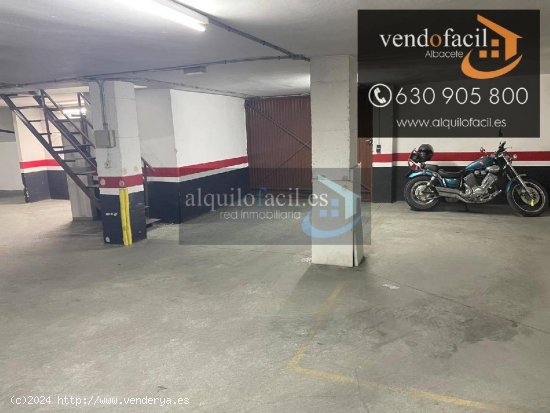 SE VENDE GARAJE O ALMACÉN DE 153 METROS EN AVDA RAMÓN Y CAJAL 21 POR 99000€