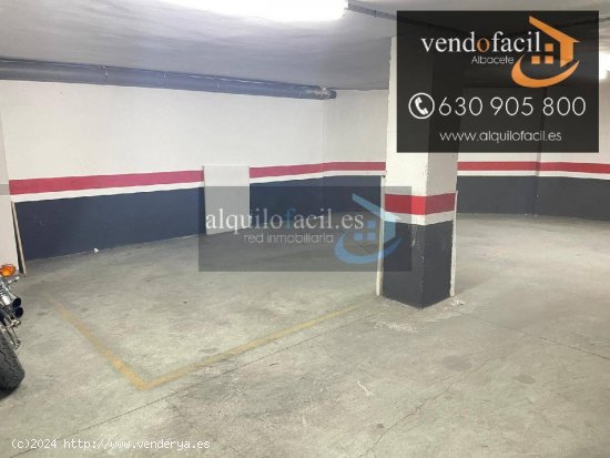 SE VENDE GARAJE O ALMACÉN DE 153 METROS EN AVDA RAMÓN Y CAJAL 21 POR 99000€