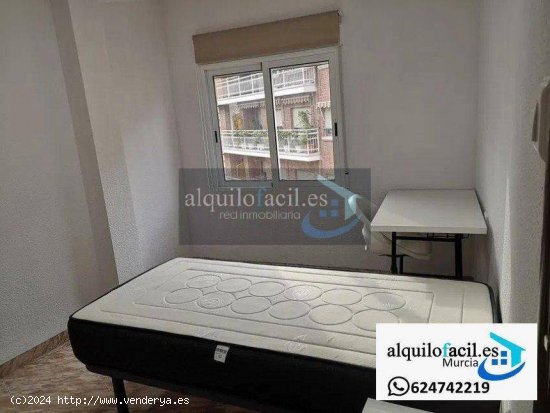 Alquilofacil-murcia alquila este estupendo piso en la zona de san lorenzo en 1100€