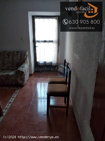  SE VENDE CASA EN POZOHONDO DE 3 HABITACIONES POR 36000€ 