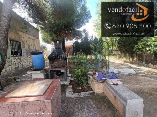 SE VENDE PARCELA RUSTICA EN CASAS VIEJAS DE 2500 METROS POR 150000€