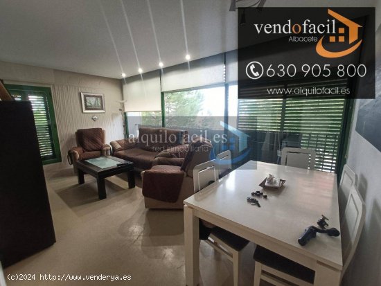 SE VENDE PISO EN IMAGINALIA CON GARAJE, TRASTERO Y PISCINA DE 2 HABITACIONES Y 2 BAÑOS POR 198000