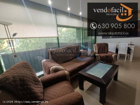 SE VENDE PISO EN IMAGINALIA CON GARAJE, TRASTERO Y PISCINA DE 2 HABITACIONES Y 2 BAÑOS POR 198000