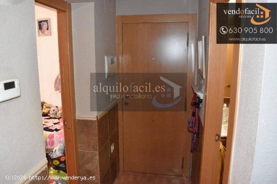 SE VENDE CASA EN POZO CAÑADA DE 3 HABITACIONES Y PATIO 15 METROS POR 53000€