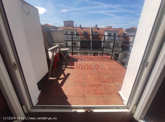 Atico con Terraza Alquiler Alhondiga Bilbao