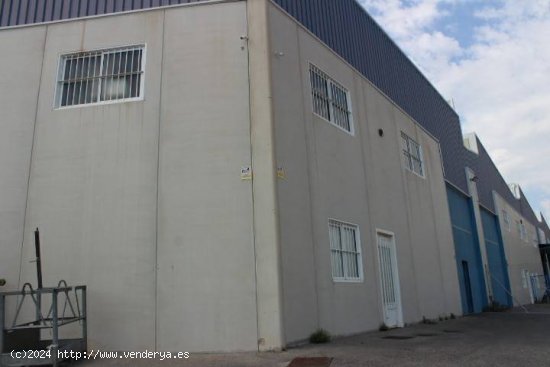 NAVE EN VENTA Y EN ALQUILER EN EL POLIGONO INDUSTRIAL PLÁ DE LA VALLONGA