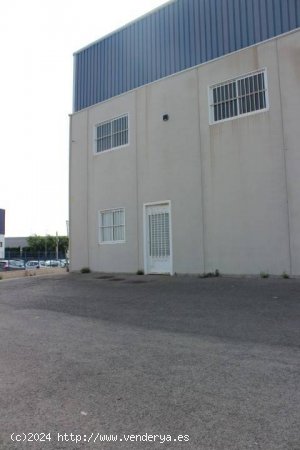 NAVE EN VENTA Y EN ALQUILER EN EL POLIGONO INDUSTRIAL PLÁ DE LA VALLONGA