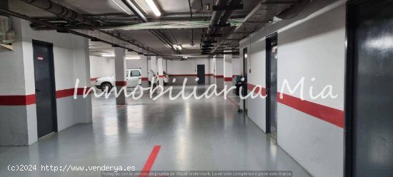 Se vende Gran  local comercial en Plaza mayor de Huercal Overa