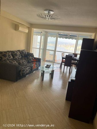 Apartamento a 50 metros de la playa.