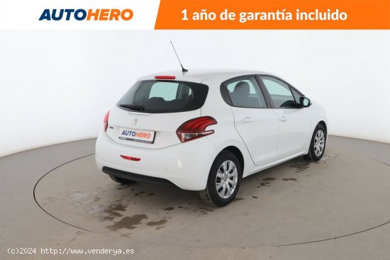 Peugeot 208 1.2 PureTech Active - 