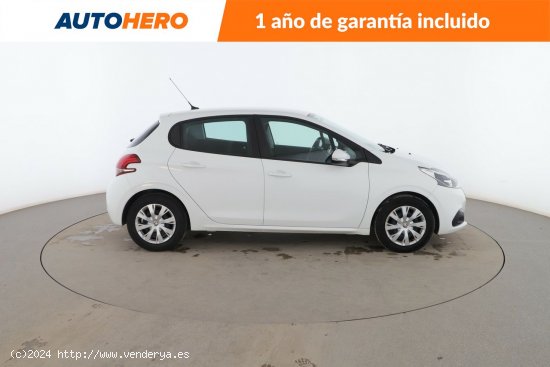 Peugeot 208 1.2 PureTech Active - 