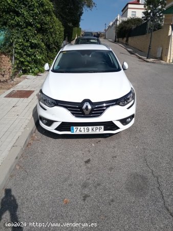 Renault Megane S.T. Techno TCe 103 kW (140CV) EDC GPF de 2018 con 103.000 Km por 13.800 EUR. en Sevi